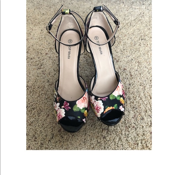 🌸Top moda flower print heels🌸 - Picture 4 of 8